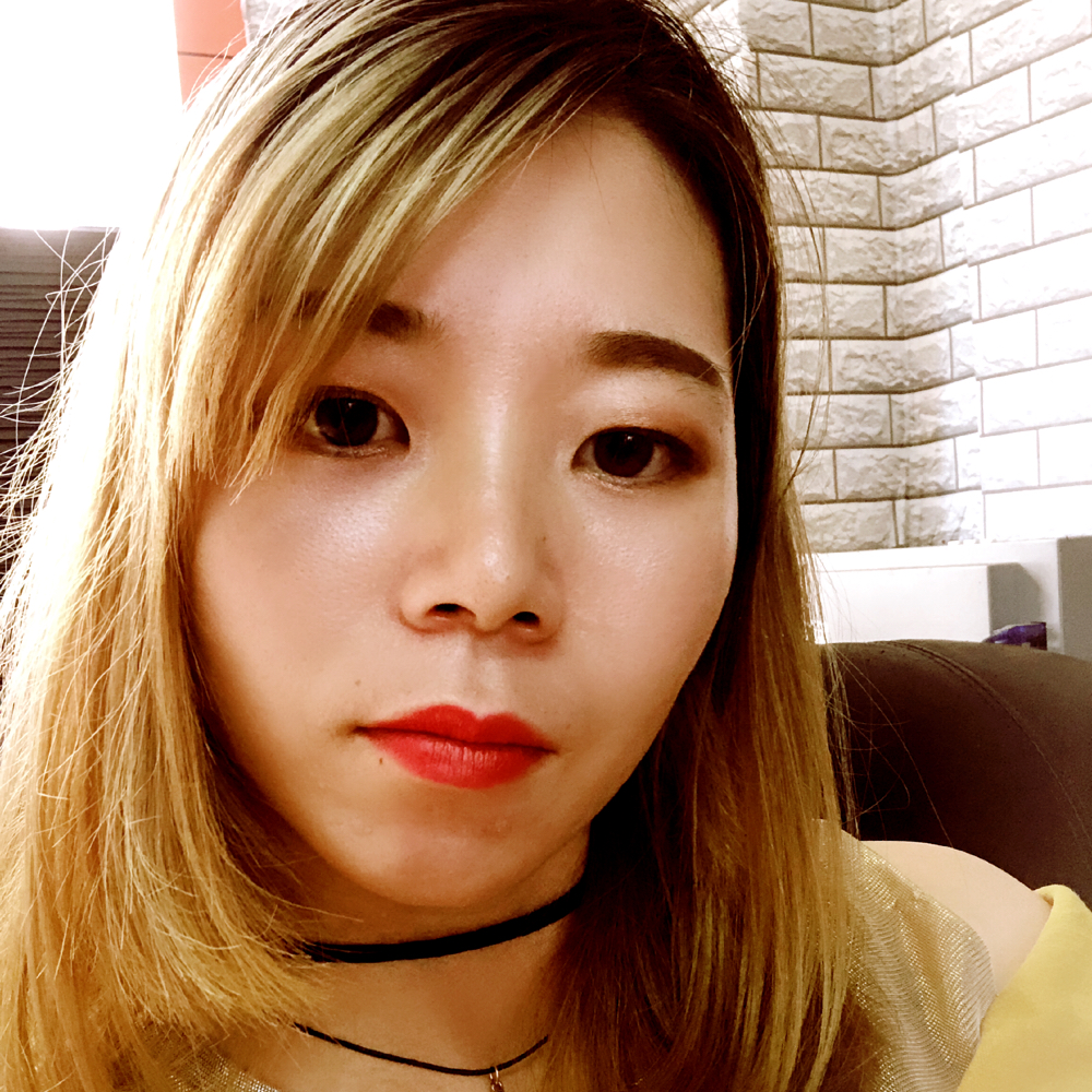 聪慧請火的照片