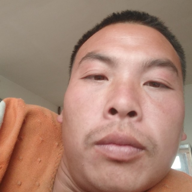 耳机蹁跹靓丽的照片