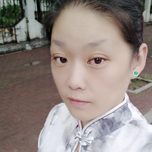 尊云执着的照片