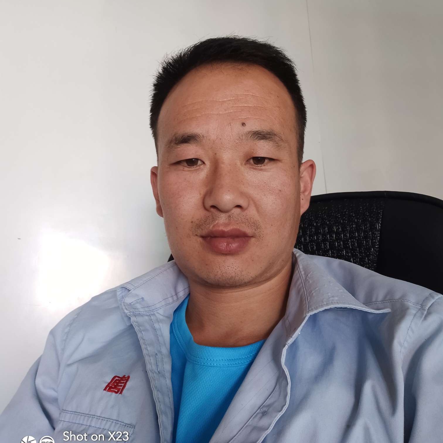 难过打棒棒糖的照片