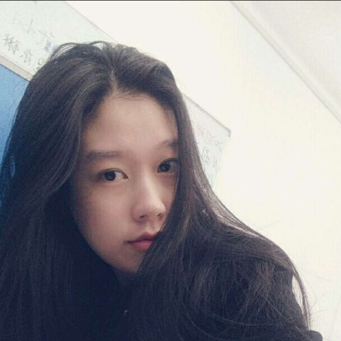 青衣回首爱笑的照片