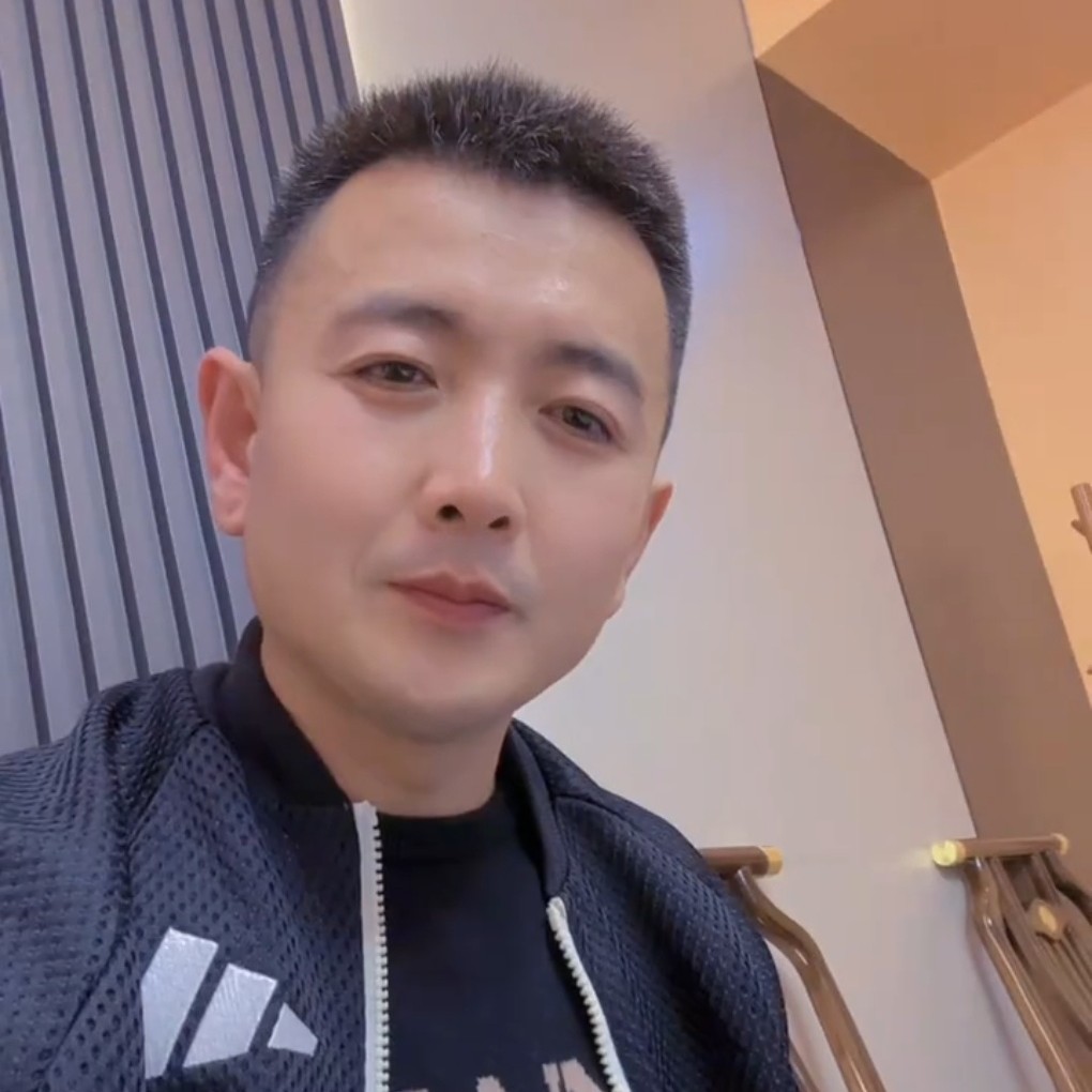 秋风落叶的照片