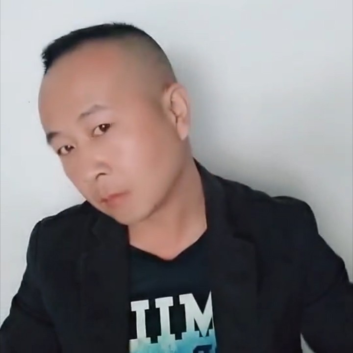 SYM的照片