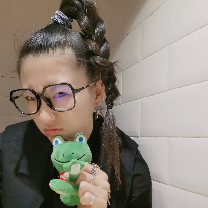 单纯好骗还倒贴的照片