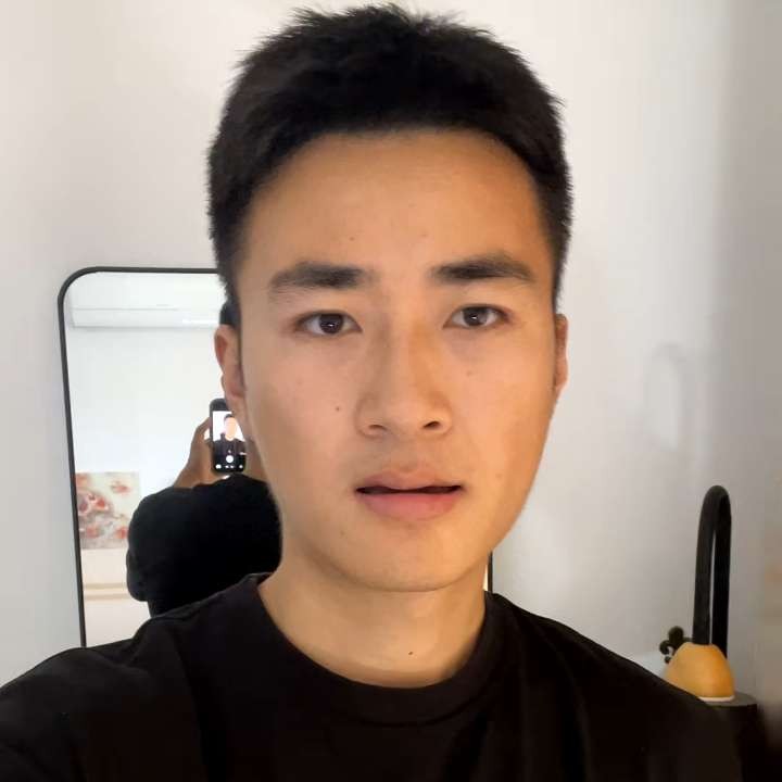 仰望星空的照片