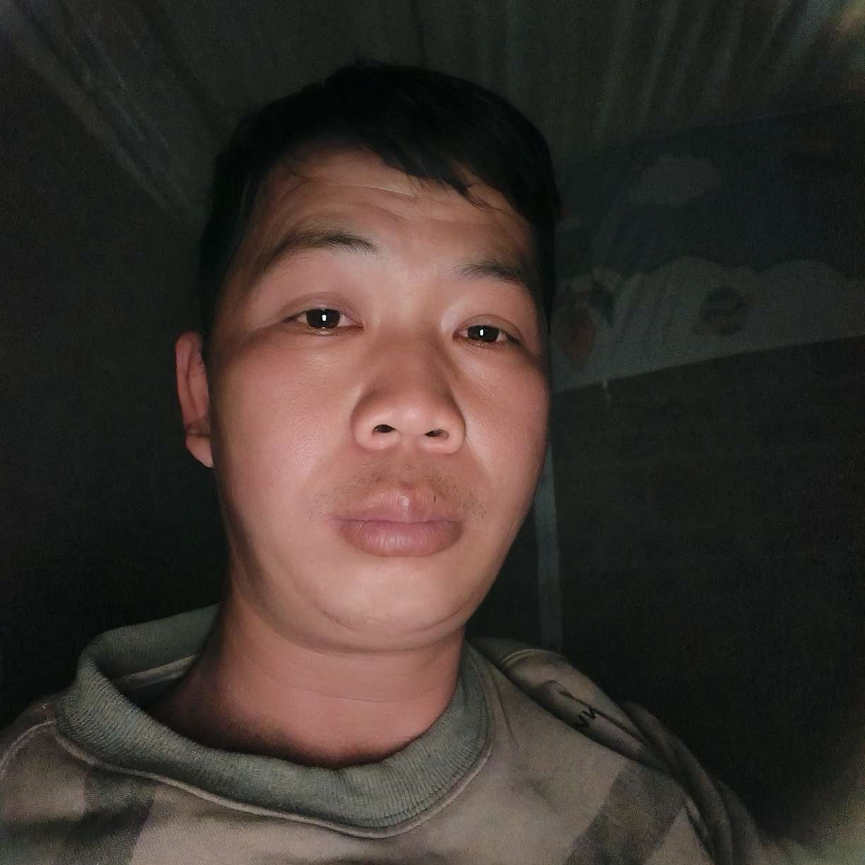 只剩余生的照片