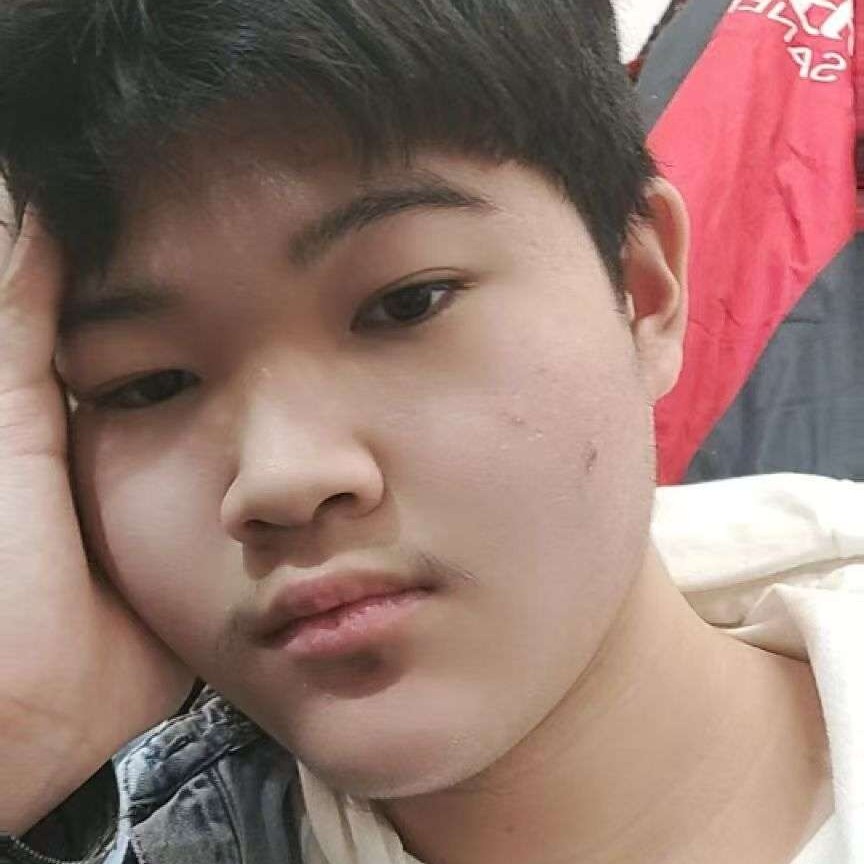 温柔的白滔君的照片