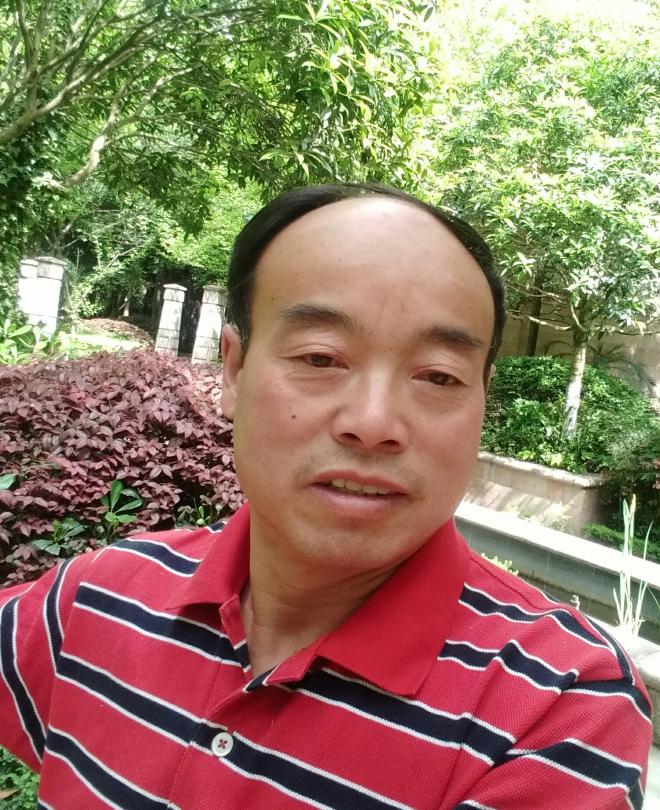 吕恒品的照片