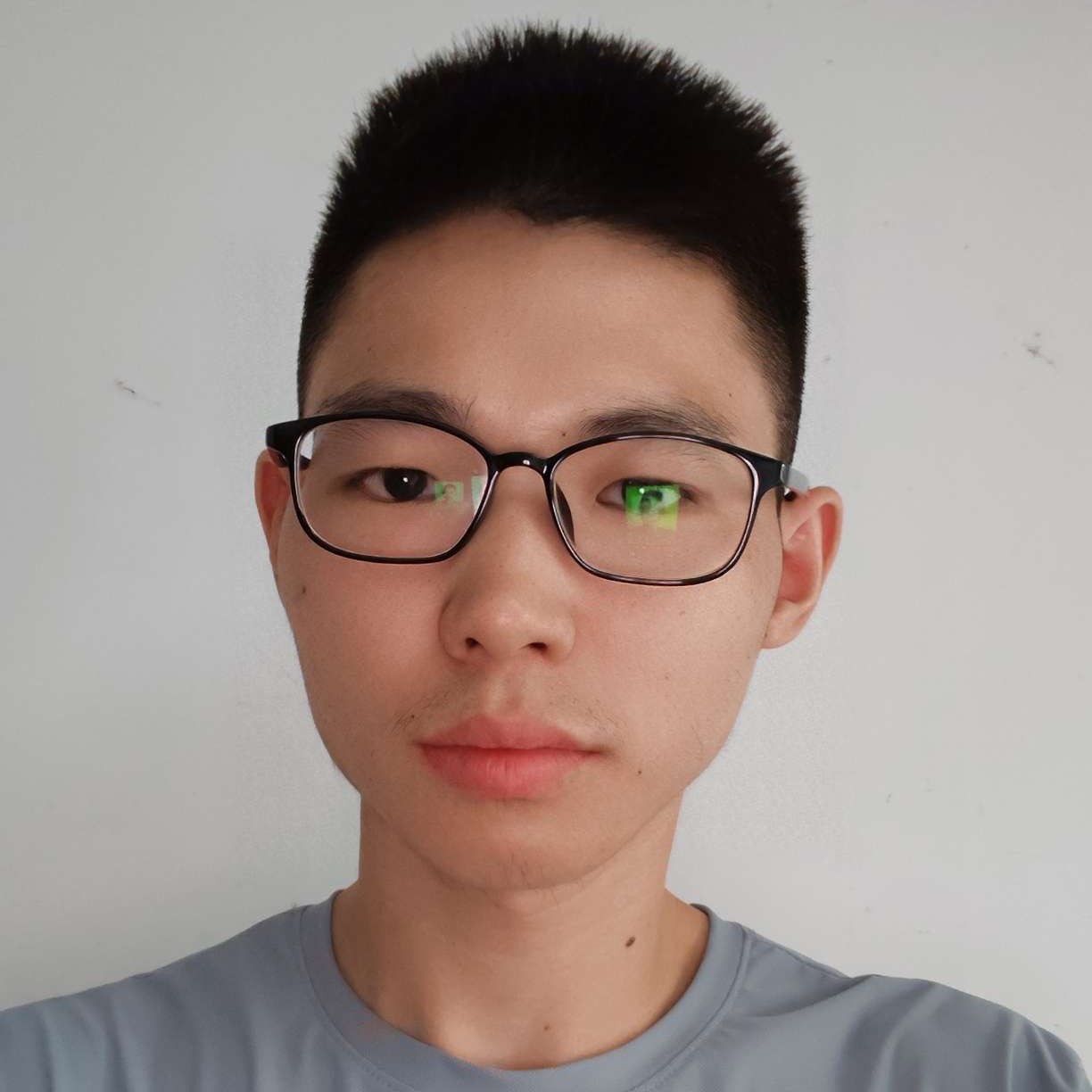 nnn的照片