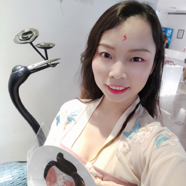 爱一心的照片