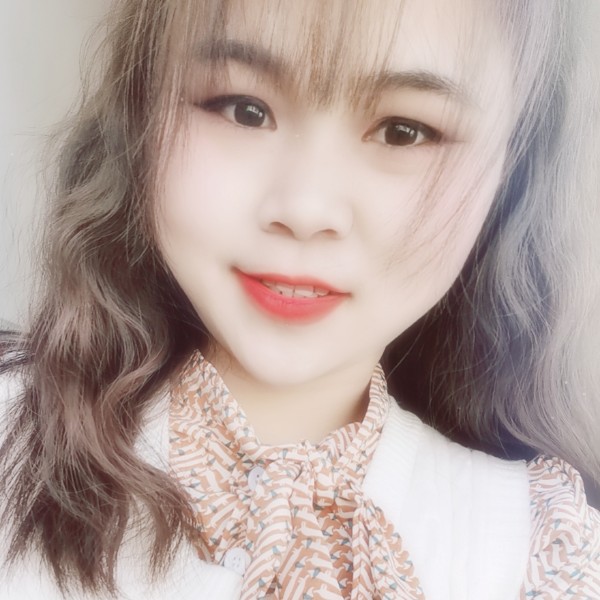 红牛温婉的照片