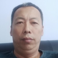 勤劳的毛衣的照片