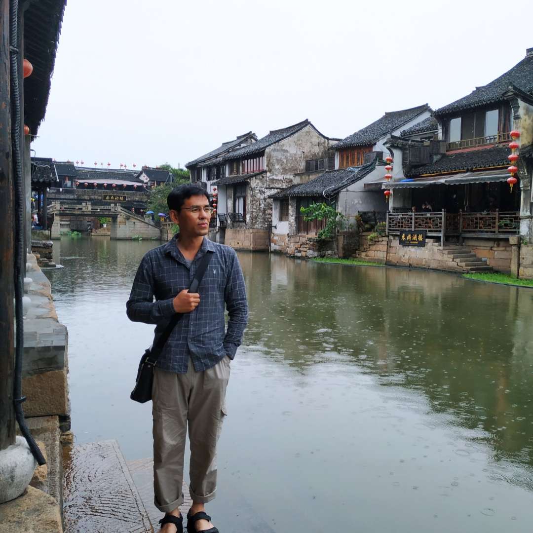 仍在旅途的照片