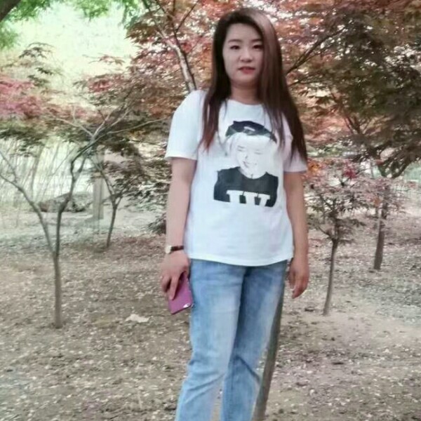 温馨依梅的照片