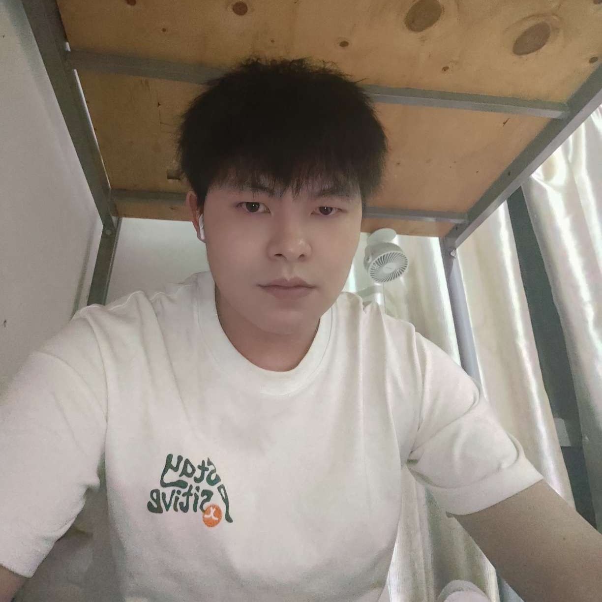 他终是梦的照片