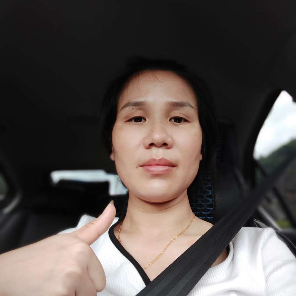 娇气与黑米的照片