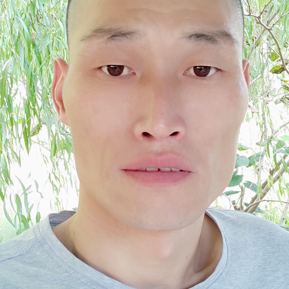 独特向秋颜的照片