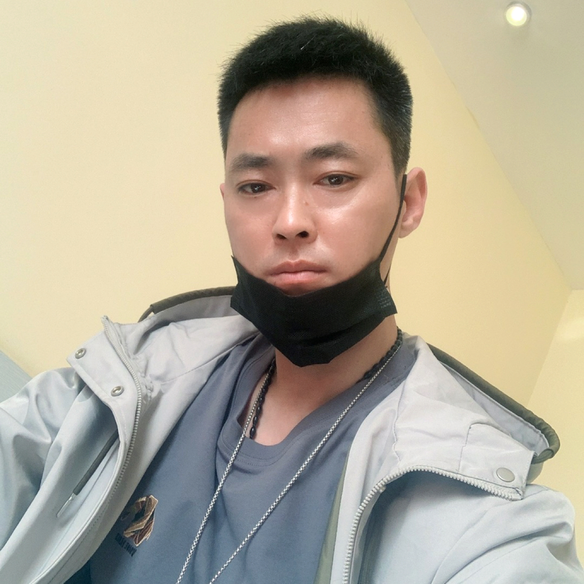 雪见演变台灯的照片