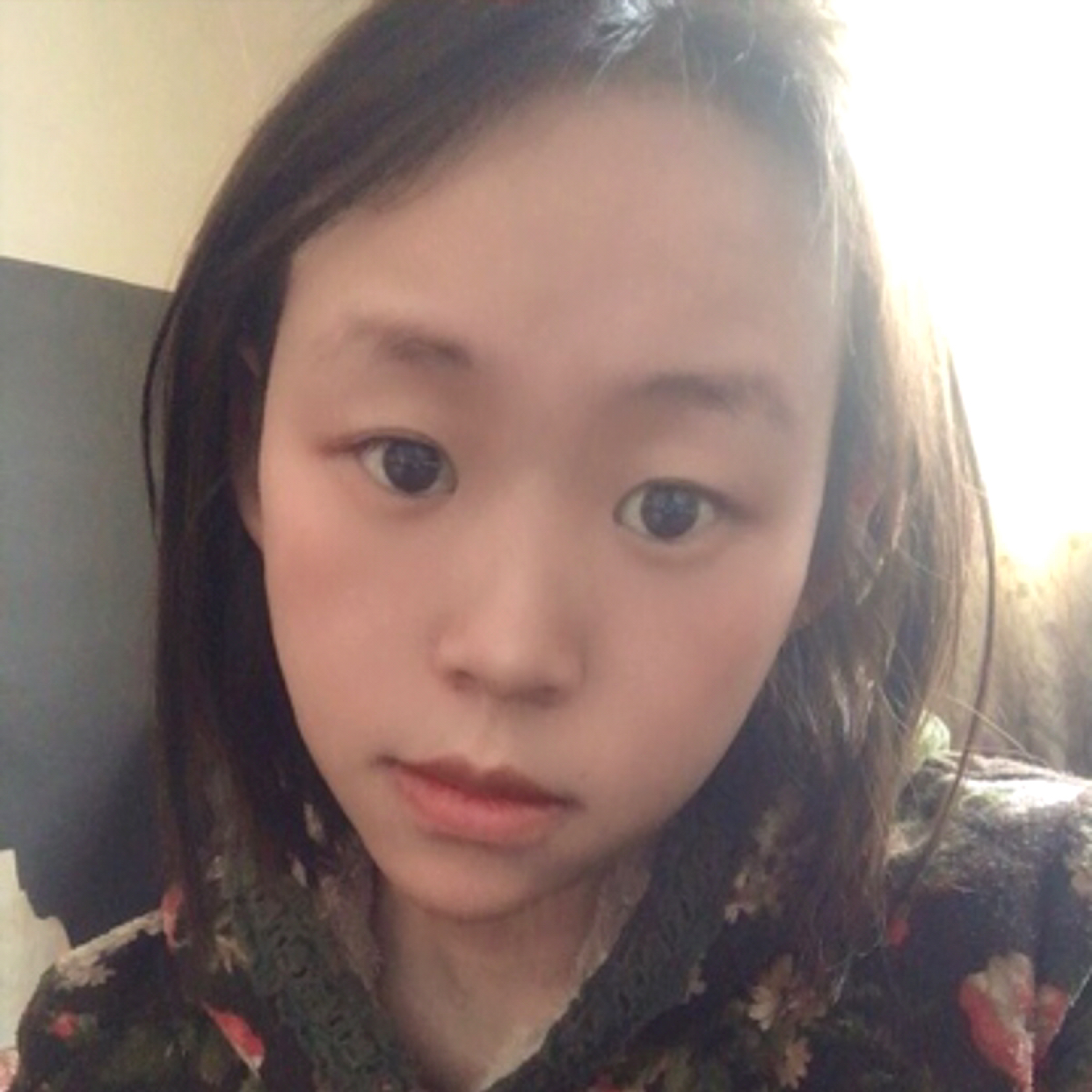 知性迎磬音的照片