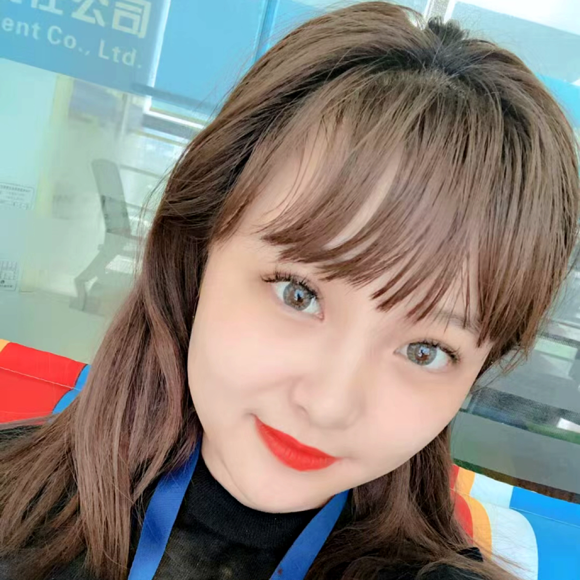 比由提佛的照片