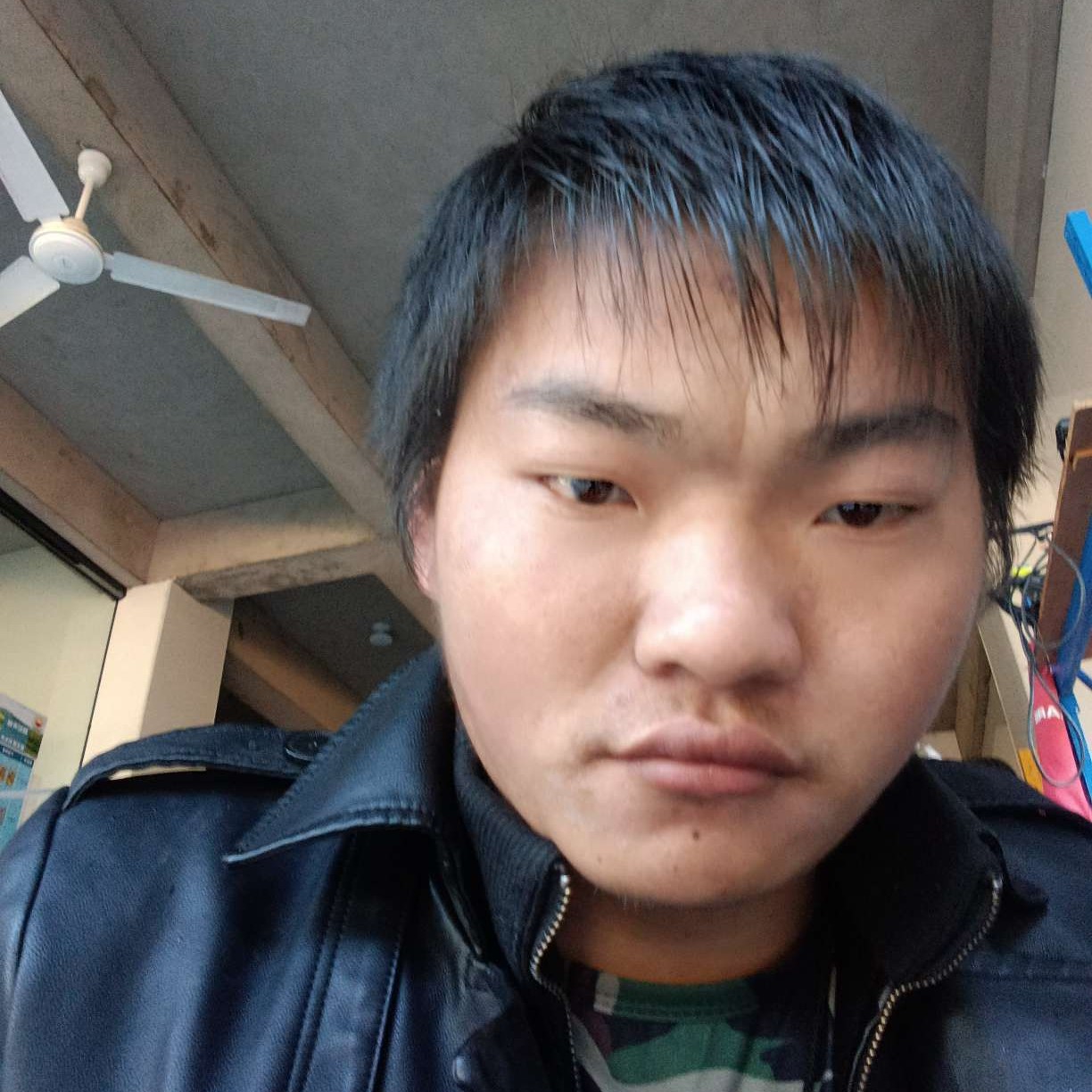 自行车用受伤的照片