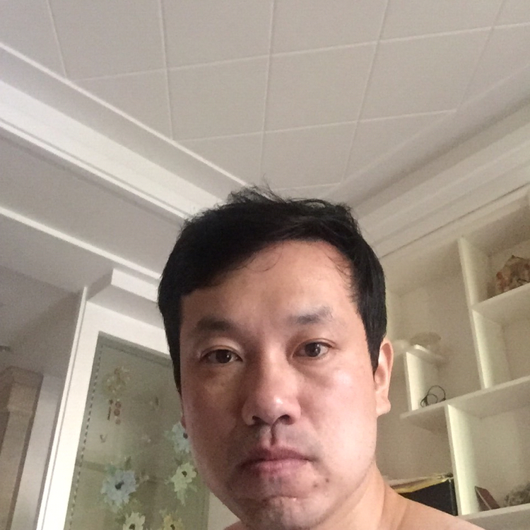 眼神向清爽的照片