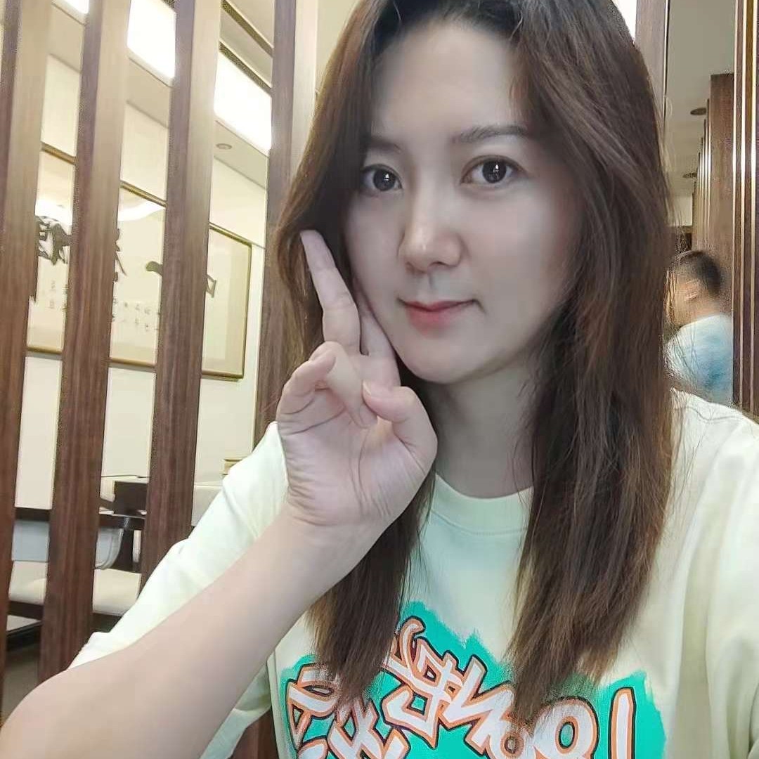 风中邂逅翅膀的照片