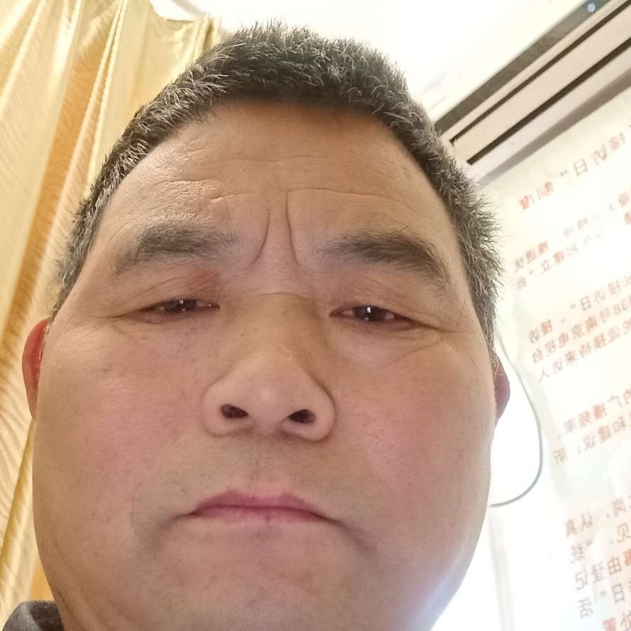 镜子等于虚幻的照片