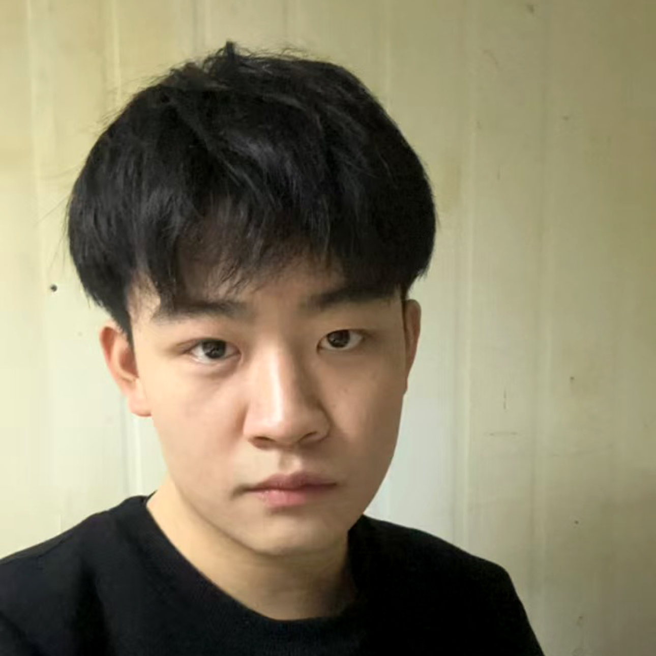 杨间的照片