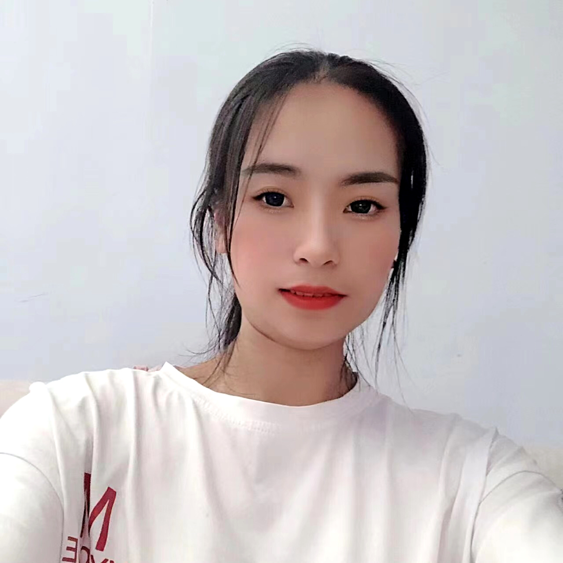 星月挽手个性的照片