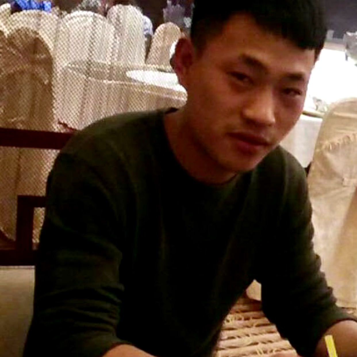 迷离美女，的照片