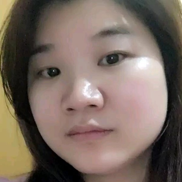 姗姗三三的照片