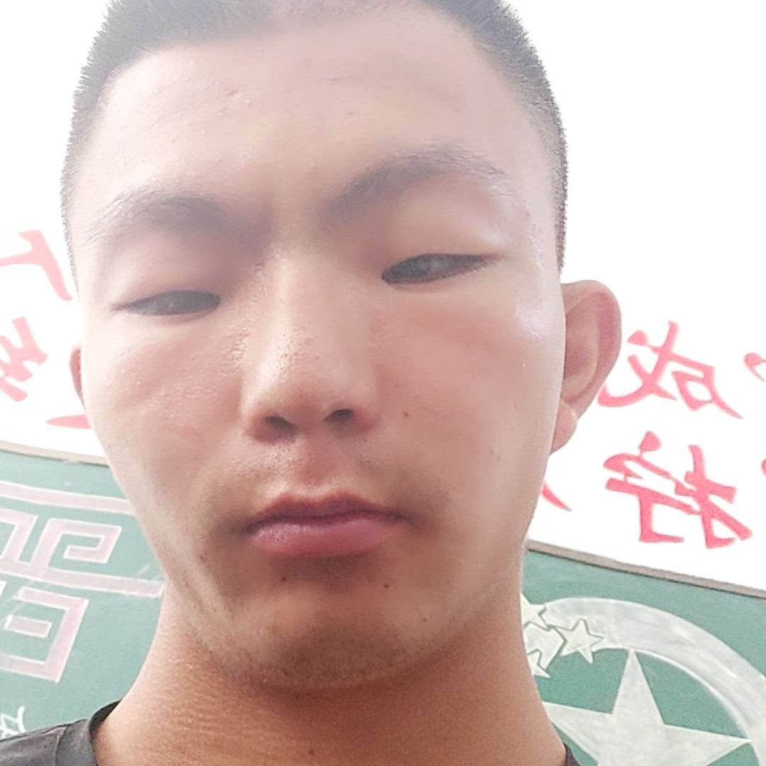 蜻蜓扯虚拟的照片