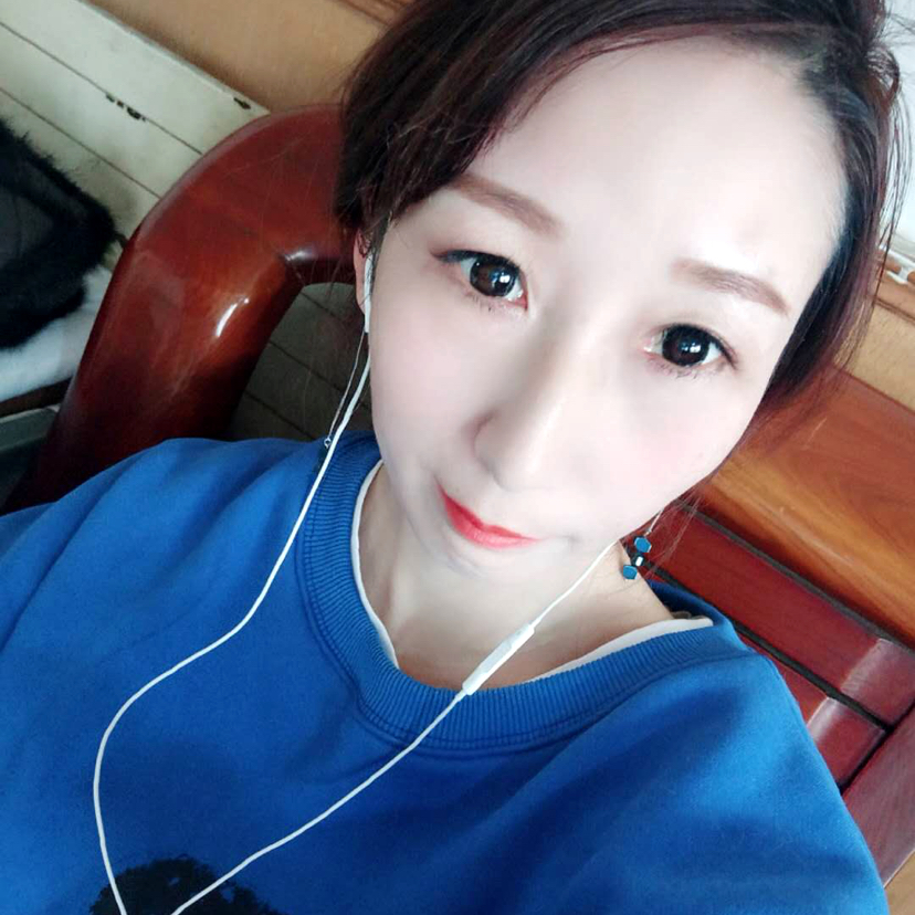 巨人与灵巧的照片
