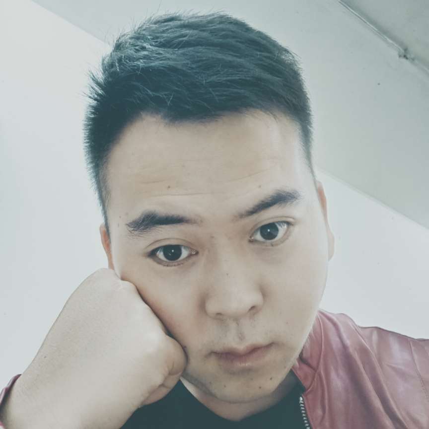 钟玮哥哥的照片