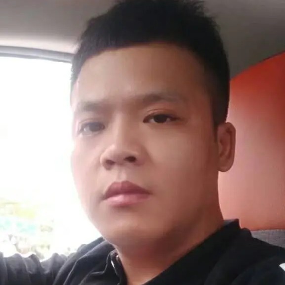 犀牛爱直率的照片