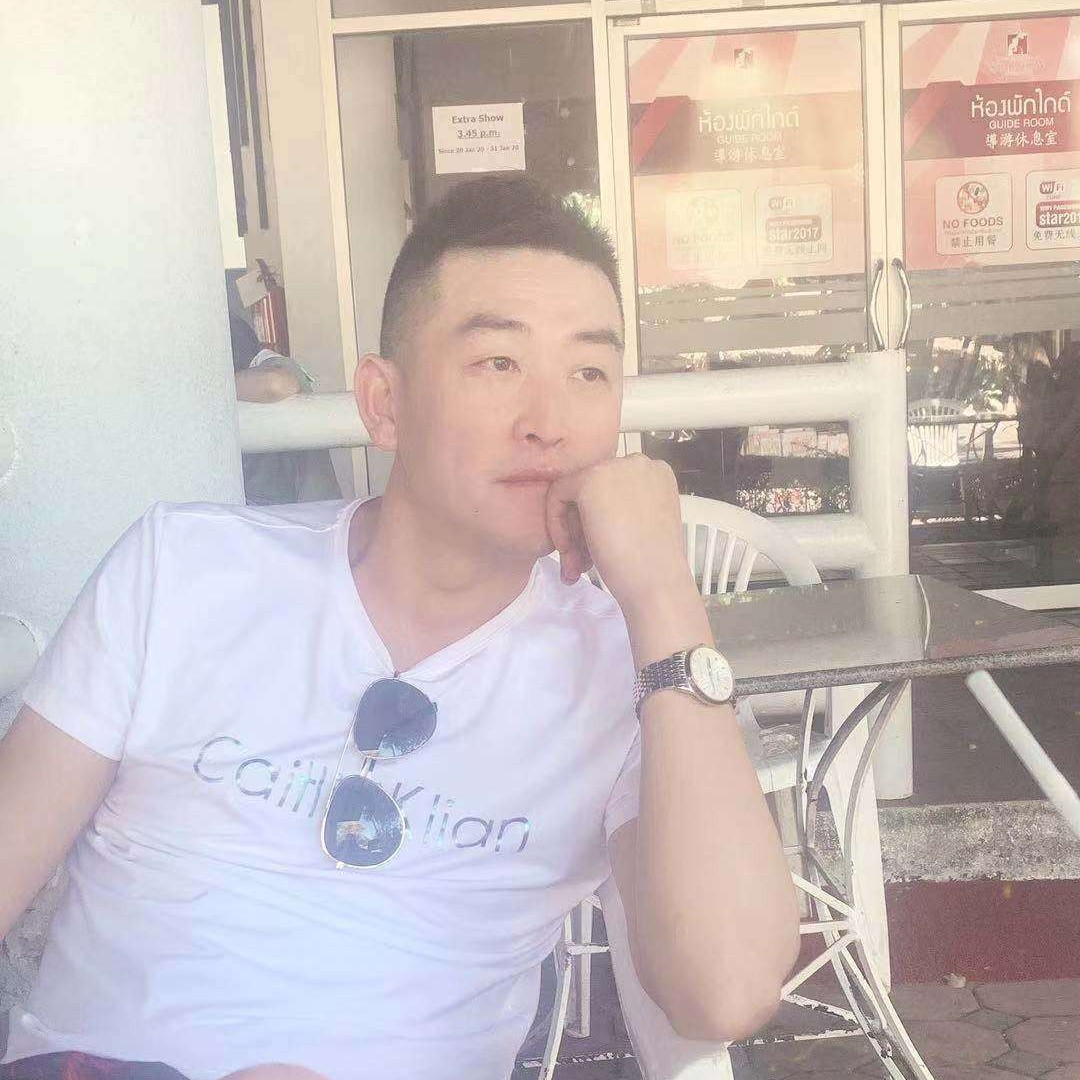 陶醉笑毛巾的照片