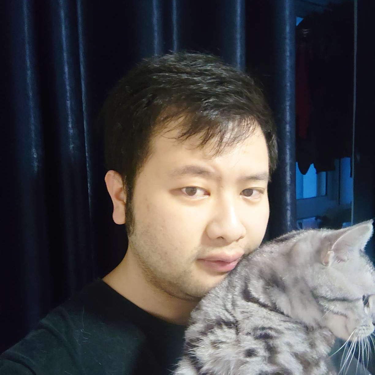 EriccC95的照片
