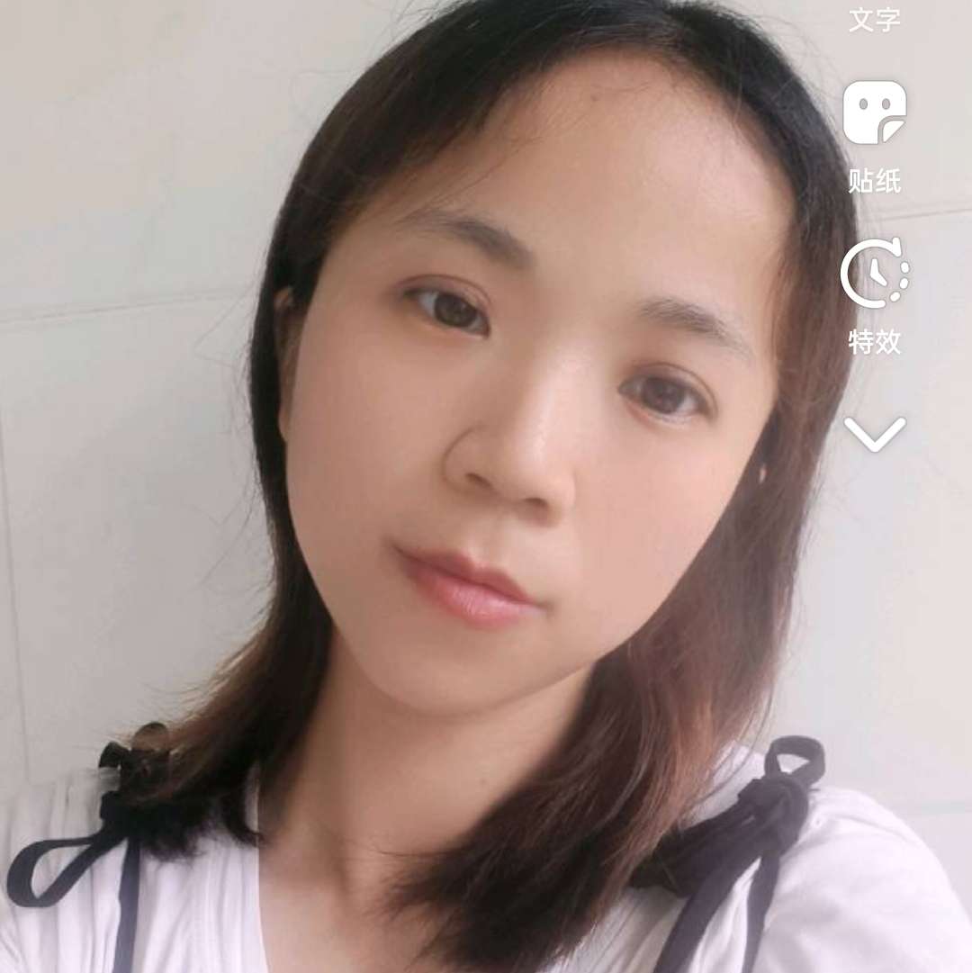 金毛拿慈祥的照片