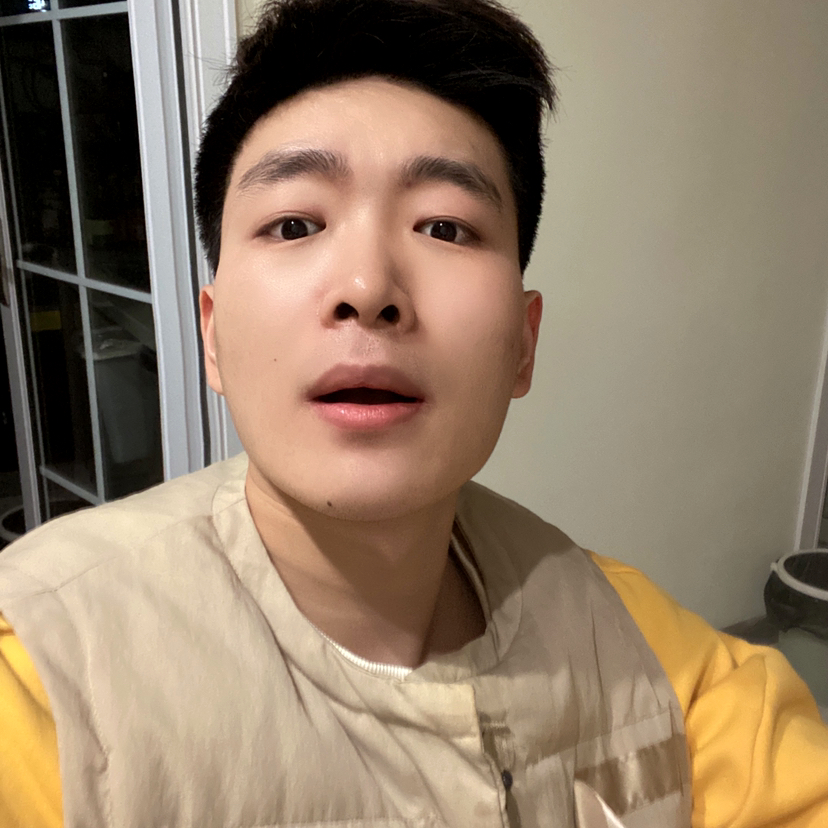 神勇回首哈密瓜的照片