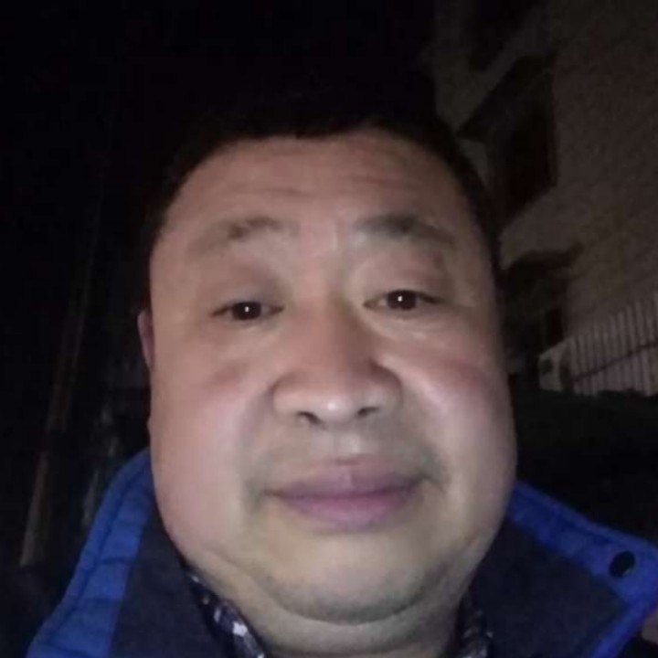 芝麻端庄叶先生的照片