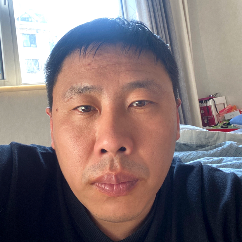 强健大大金针菇的照片