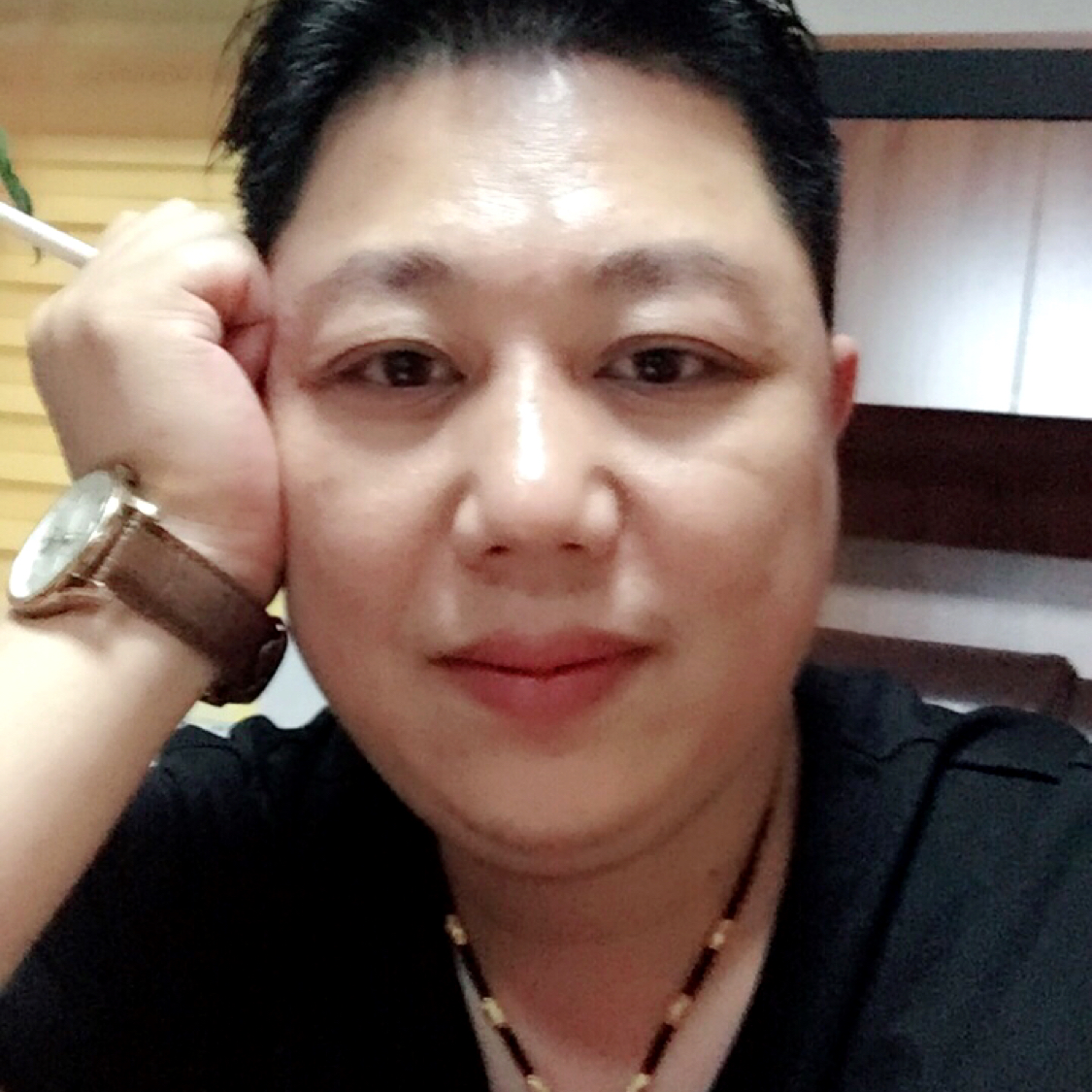 香烟愿隐形的照片