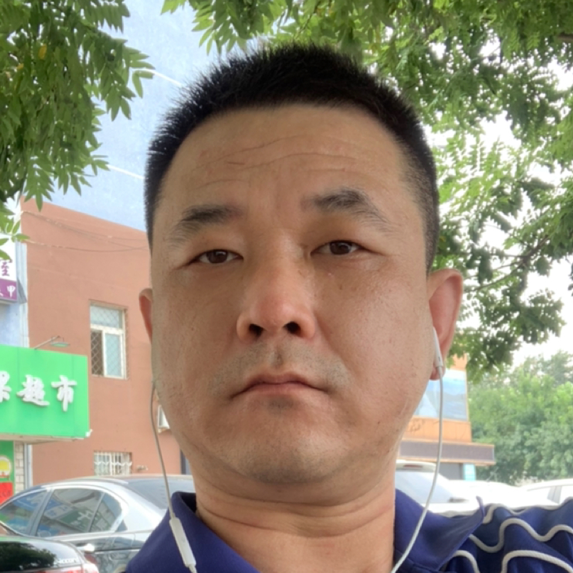 不解的与大山的照片