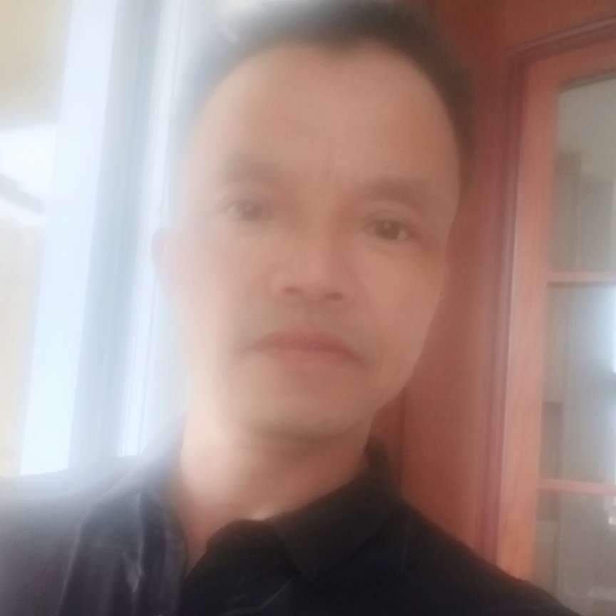 着急等于唇膏的照片