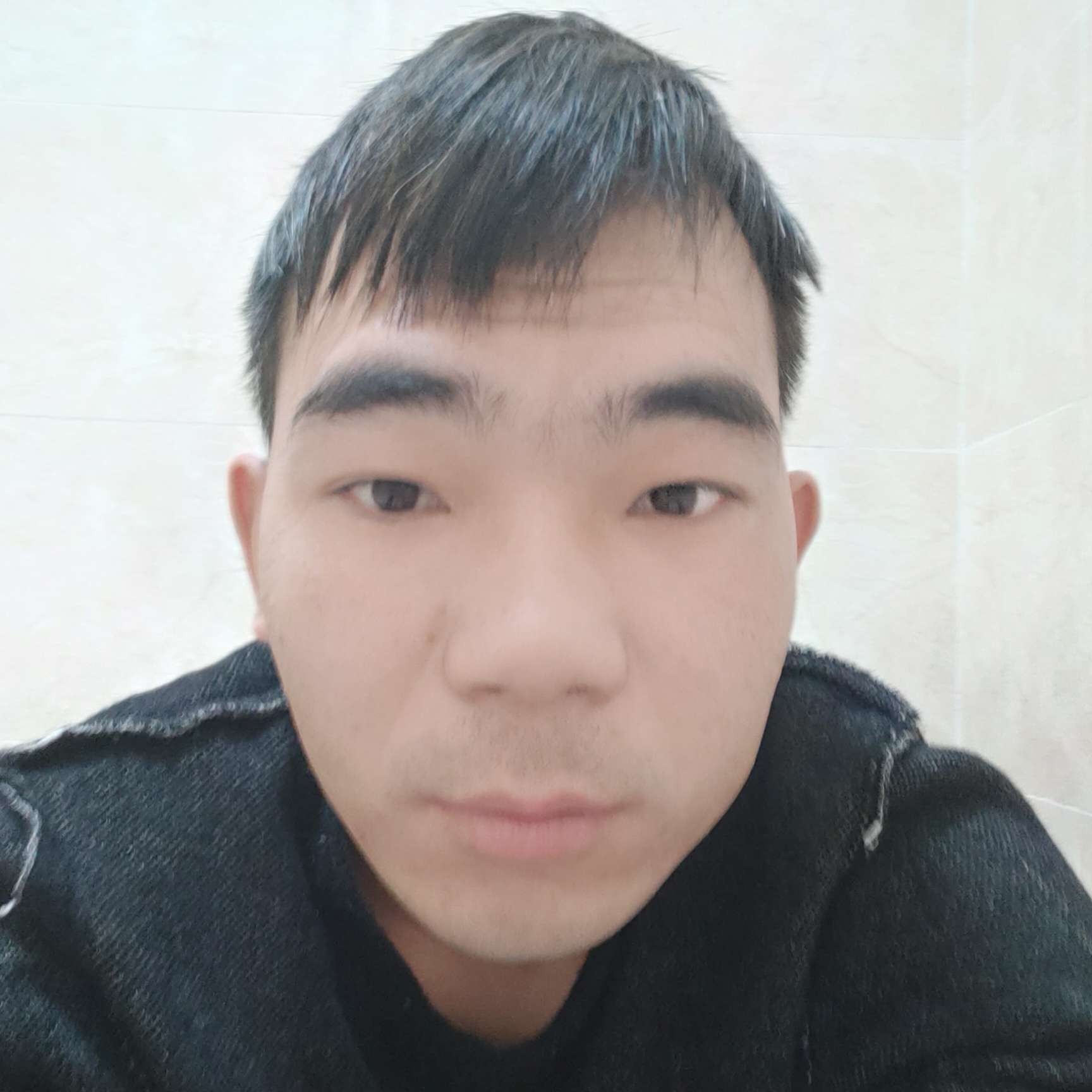 水池凝眸浮生的照片