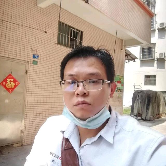 邹平芳的照片
