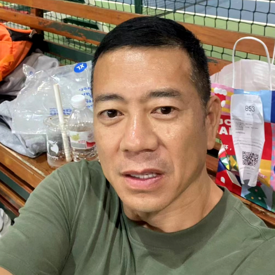 谨慎de企鹅的照片