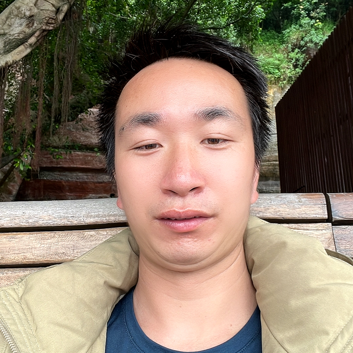 嚓茶泪了黯然的照片