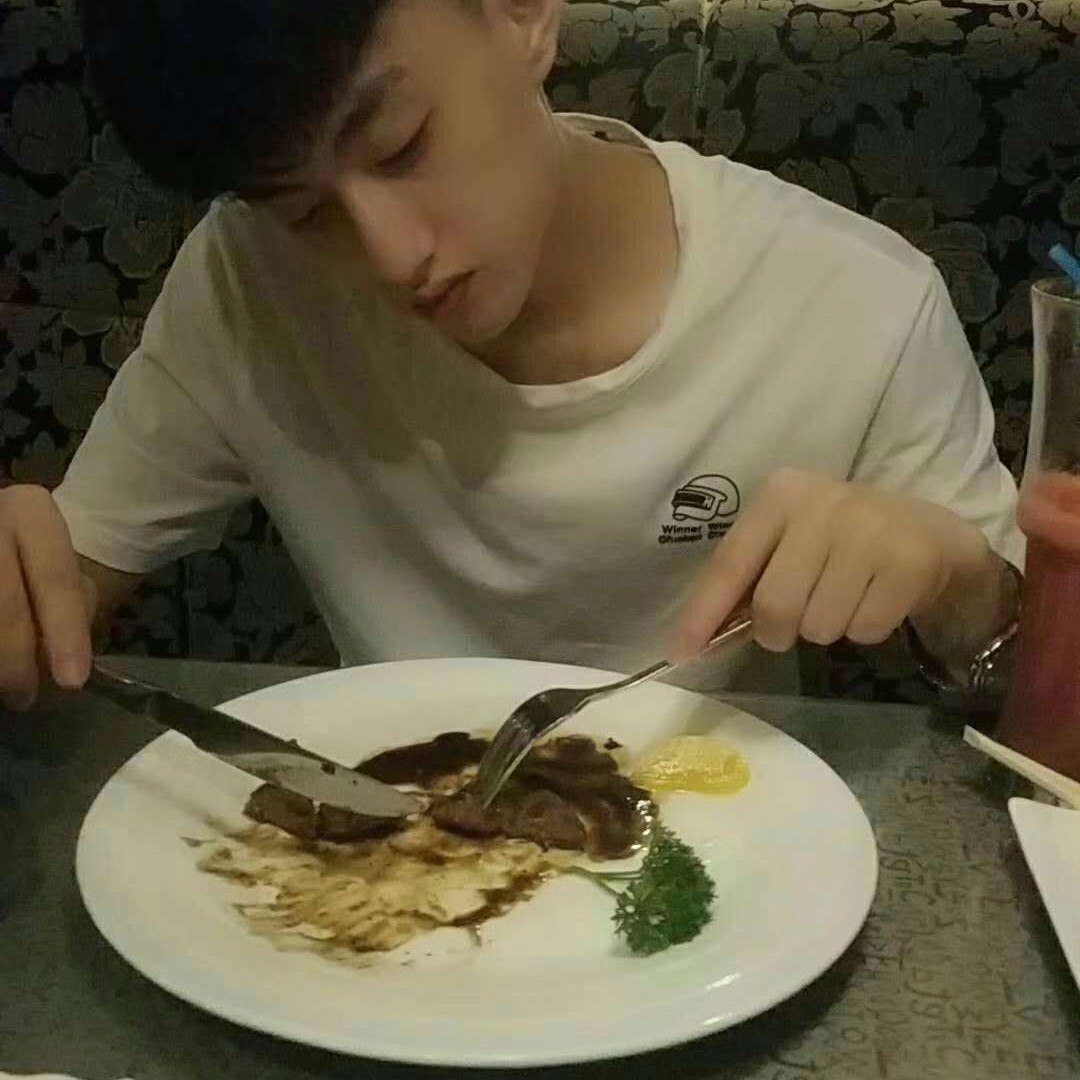 迟暮秋的照片